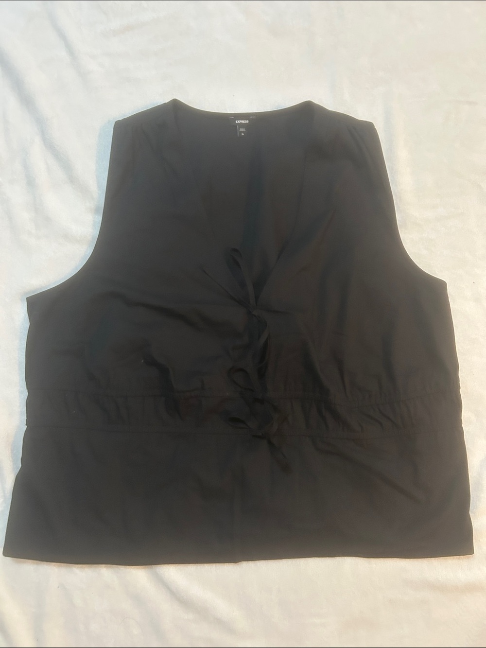 Express Women’s Blouse Black Sleeveless Tie Front Detail Size XL